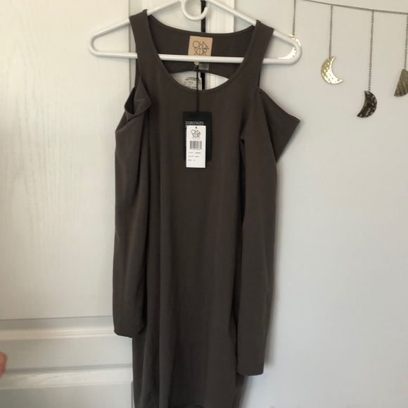 Chaser Dress - Picture 4 of 5